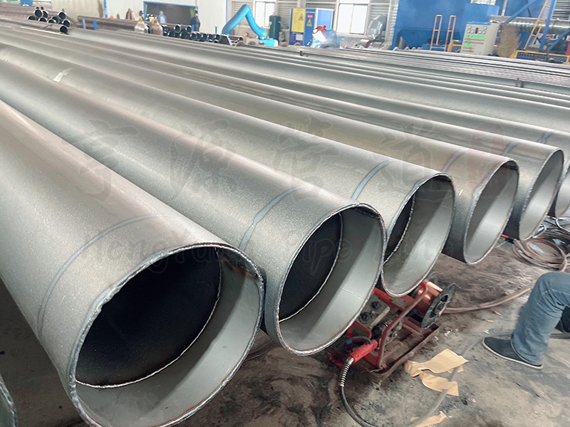 内衬不锈钢双金属涂塑钢管焊接生产