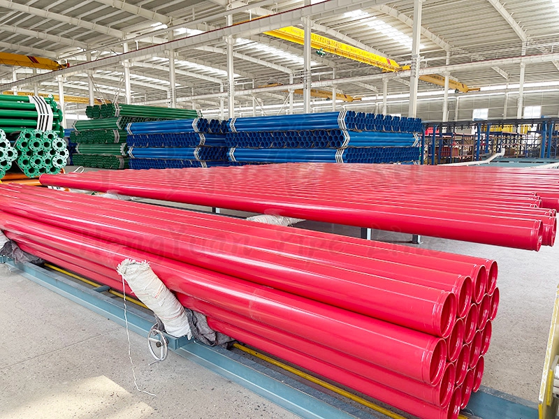 涂塑钢管成品打包入库